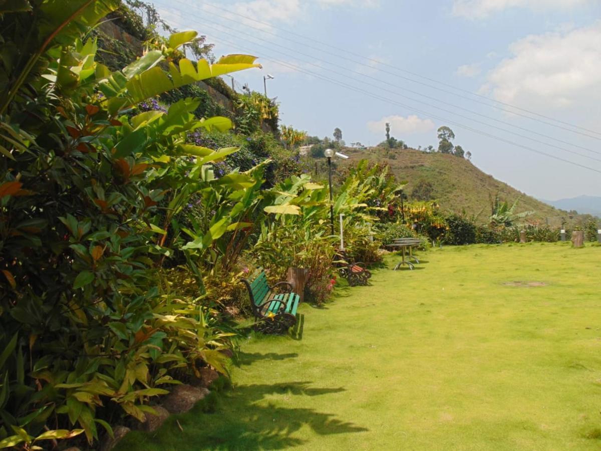 Cherry Blossom Homestay Kodaikanal Exteriör bild
