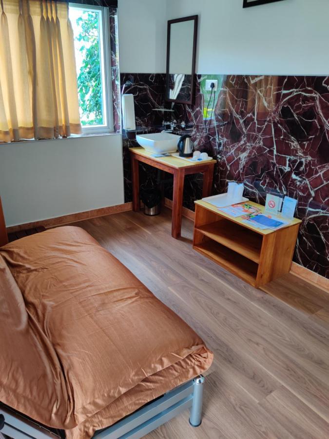 Cherry Blossom Homestay Kodaikanal Exteriör bild